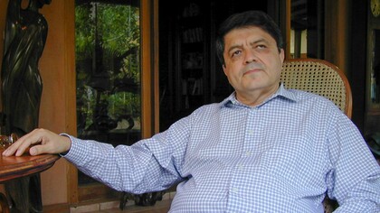 Este nombramiento reconoce su destacada trayectoria literaria y su firme compromiso con la libertad frente a la dictadura nicaragüense