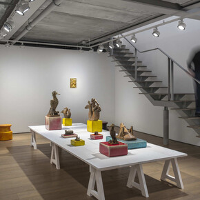 Johan Creten, Far removed from the numbing speed, exhibition view. Courtesy of Almine Rech