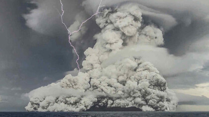 The underwater Hunga Tonga-Hunga Ha'apai volcano eruption on Jan. 15, 2022 spewed a staggering 50 million tons (45 million metric tons) of water vapor into the atmosphere