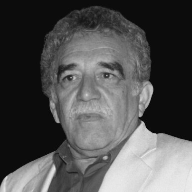 Gabriel García Márquez imortalizou o realismo mágico em Cem Anos de Solidão, uma saga que transcende gerações e explora o destino e a memória através da lendária Macondo