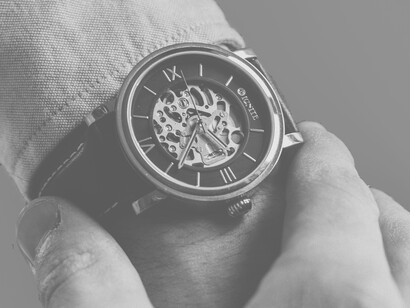 The time is the size of the environment, it is a physical magnitude with which we measure the duration and separation of events