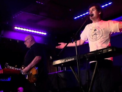 Un Pingüino en mi ascensor lleva treinta años en la pomada, con apenas un parón de seis años en los noventa 