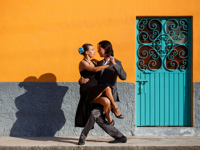 Casal se embala em ensaio de tango em Buenos Aires, Argentina