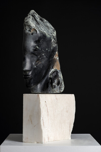 Ahuva Zeloof, Profile Black, no. 2