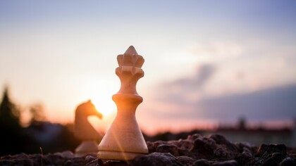 Piezas de ajedrez en el mundo real