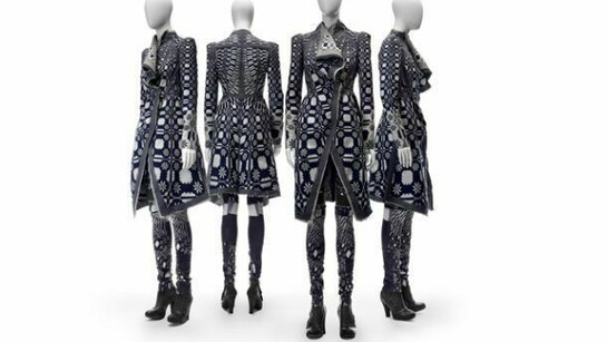 Original couture by Gary Graham, Photograph by Mete Ozeren