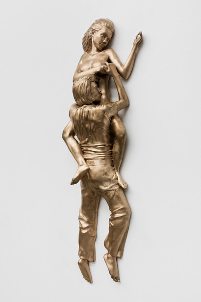 Johnny & Kate, 2016, Bronze, 129 x 30 x 18.5 cm / 50.8 x 11.8 x 7.3 in. Courtesy of Gallleriapiù 


