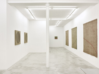 Analia Saban. Quantifiable, exhibition view. Courtesy of Praz Delavallade