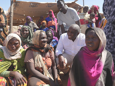 Foreign Secretary David Lammy meets Sudanese refugees in Adré, Chad, near the border, on 24 January 2025