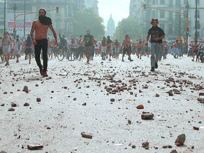 Protestas en Argentina durante el llamada 'corralito' en el año 2001 