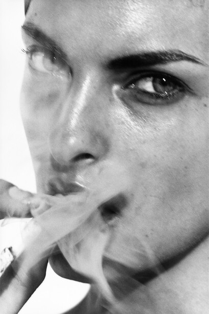 Linda Evangelista, Paris, France, 1990. © Peter LindberghCourtesy Gagosian Gallery
