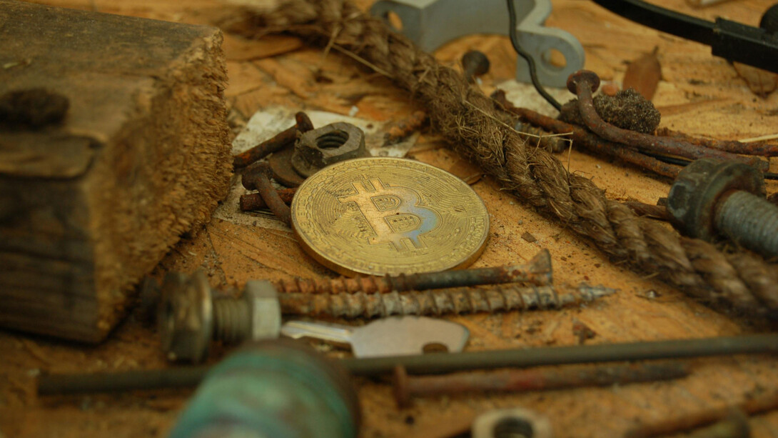 A mineração de criptomoedas é essencial para a segurança e descentralização das redes blockchain usando poder computacional significativo para validar transações e emitir novas unidades de criptomoeda entenda como funciona este processo e seu impacto no sistema financeiro global