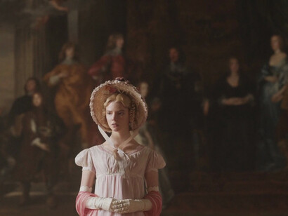 Fotograma del filme «Emma» protagonizado por Anya Taylor-Joy, Johnny Flynn y Bill Nighy