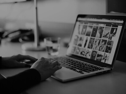 La coordinadora residente le había pedido que fuera discreta, pero ahora le demandaba que eligiera entre el blog y su trabajo