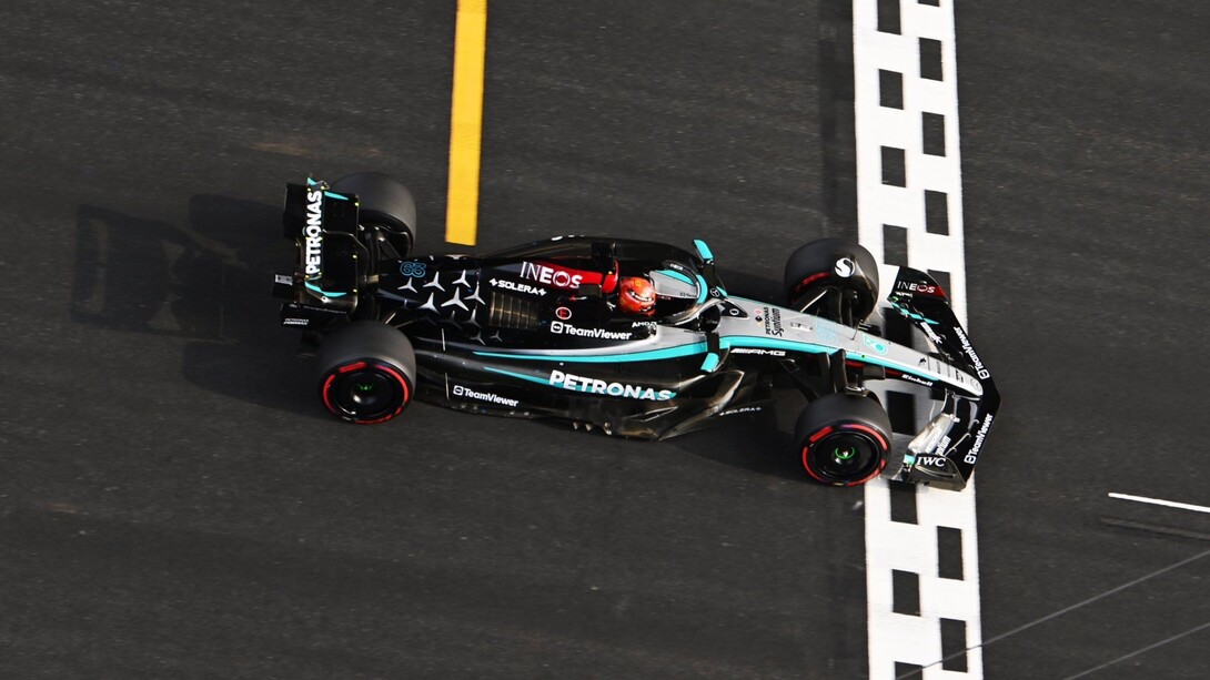 La Mercedes W15 durante il Gran Premio di Cina 2024