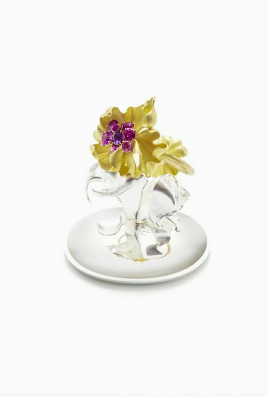 Victoire de Castellane, Honey Florem Red Frutti, 2013, White gold, diamonds, 3 1/8 x 3 9/16 x 3 9/16 inches / 8 x 9 x 9 cm © Victoire de Castellane. Courtesy Gagosian Gallery, Photo Vito Flamminio