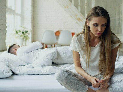 Isso implica suportar dúvidas, sustentar conversas difíceis, lidar com silêncios, reconhecer limites, próprios e do outro. Implica, também, abrir mão da ideia de controle absoluto sobre a relação