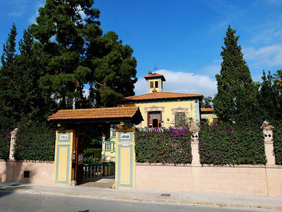 En el espacio huertano de Villa Amparo vivieron, entre 1936 y 1938, el poeta Antonio Machado, su madre y algunos hermanos y sobrinos