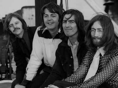 Y, sí, los Beatles tuvieron un disco que se llamaba «Revolver»