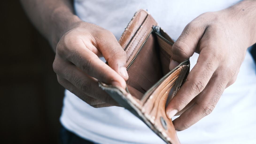 Financial inequality keeps millions of people below the poverty line
