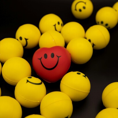 Circondarsi di persone capaci di affrontare le difficoltà con creatività ed entusiasmo può contribuire a rafforzare le risorse personali