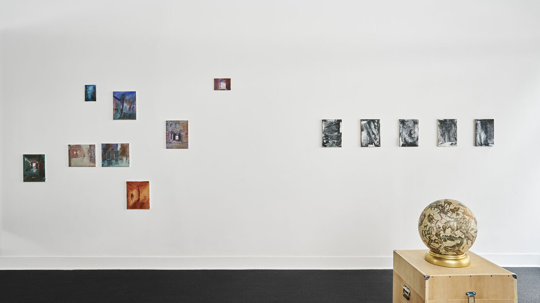 Various artists, Esto perpetua, exhibition view. Courtesy of Belmacz Gallery