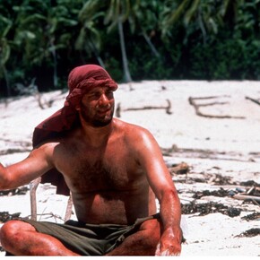 Cast Away. 2000. USA. Directed by Robert Zemeckis. Courtesy of Photofest
