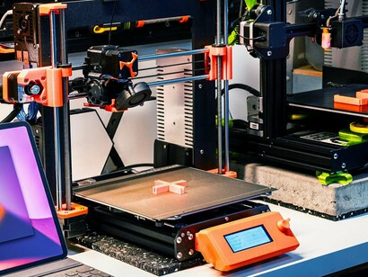 3D printing transforms digital prototypes into tangible models within hours