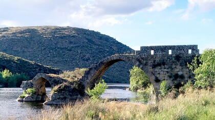 Às margens do Rio Côa, Portugal