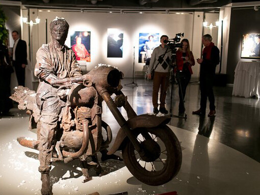 Leg of Fate. Courtesy of Erarta Museum
