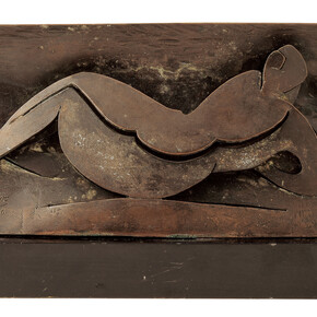 Julio González, Mujer recostada leyendo, 1930