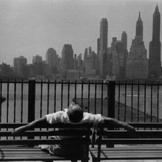 Louis Stettner, Promenade, Brooklyn, NY, 1954 Gelatin Silver print, 11 x 14 inches / 28 x 35.5 cm