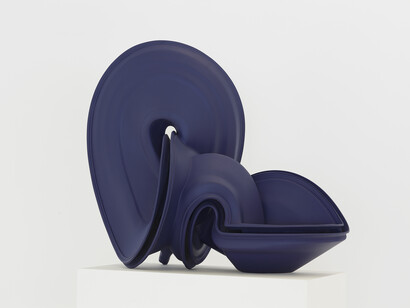 Tony Cragg, McCormack #1, 2007, Bronze, Photo: Michael Richter © the artist, Courtesy of Galerie Thaddaeus Ropac

