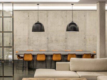 Diseño interior del comedor de un restaurante
