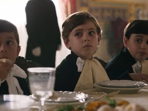 Paolo Pierobon, in una scena del film. "Rapito" si basa su un evento storico reale, il caso di Edgardo Mortara, un bambino ebreo sottratto alla sua famiglia nel 1858 e cresciuto come cattolico sotto l'autorità di Papa Pio IX