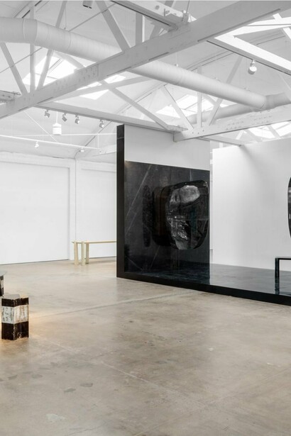 Exhibition View, Vincenzo De Cotiis, Crossing Over, 2024. Courtesy of Carpenters Workshop Gallery