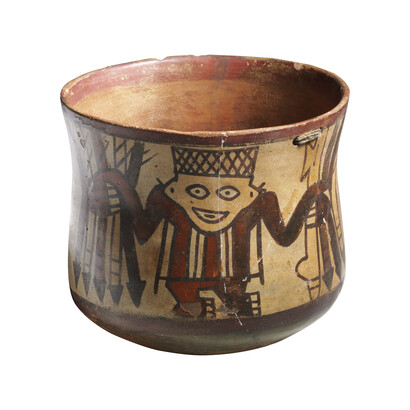 Vaso o tazza votiva. Cultura Nazca - Perù, I-II secolo d.C. Ceramica con decorazioni di esseri mitologici. Altezza: 10,5 cm, Diametro: 13 cm. Venezia, Collezione Ligabue
