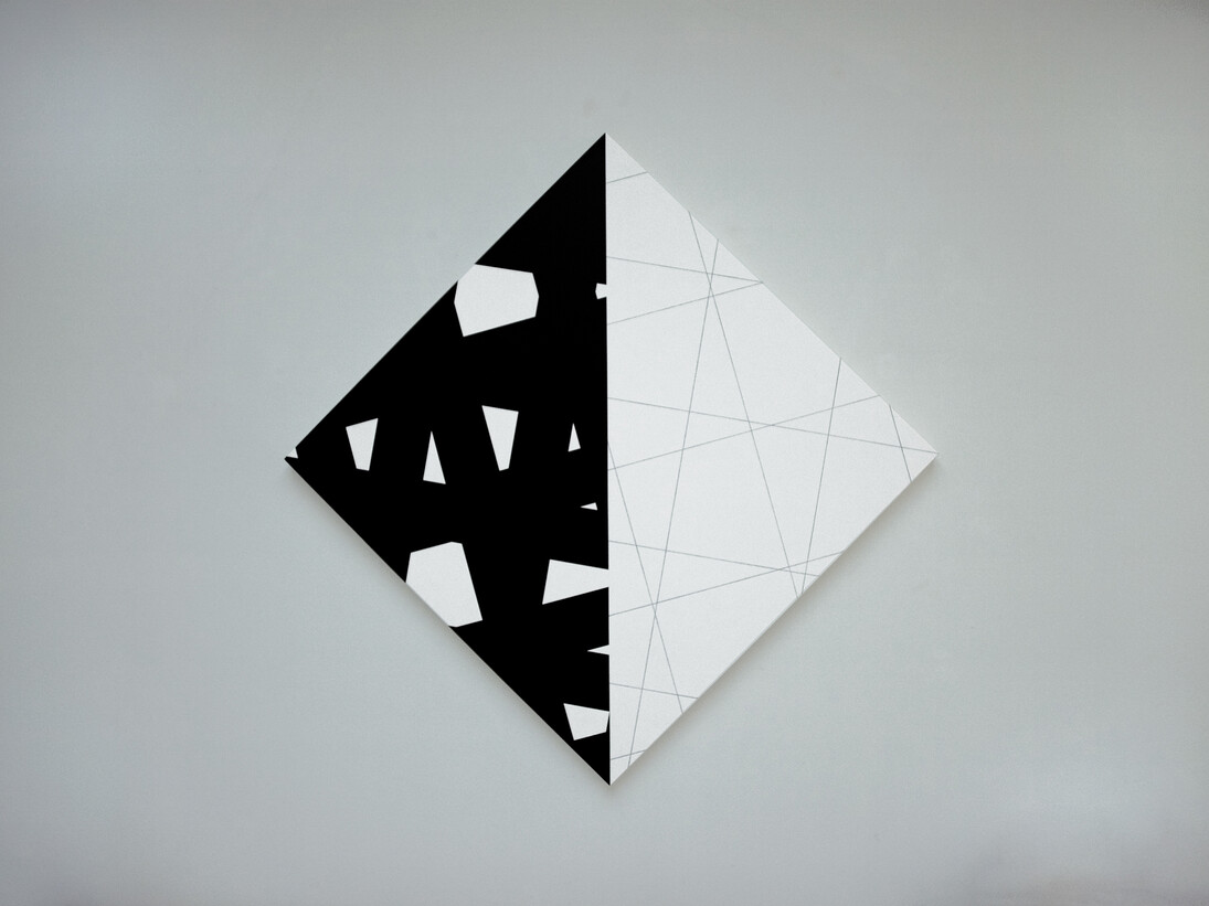 François Morellet, Strip-teasing sur la pointe trames 75°-165°, 100°-190°, 2006, acrylic on canvas on wood; 212 x 212 cm / (83½ x 83½ in). Unique © the artist, image Courtesy of François Morellet and Blain|Southern, Photo: Atelier Morellet 