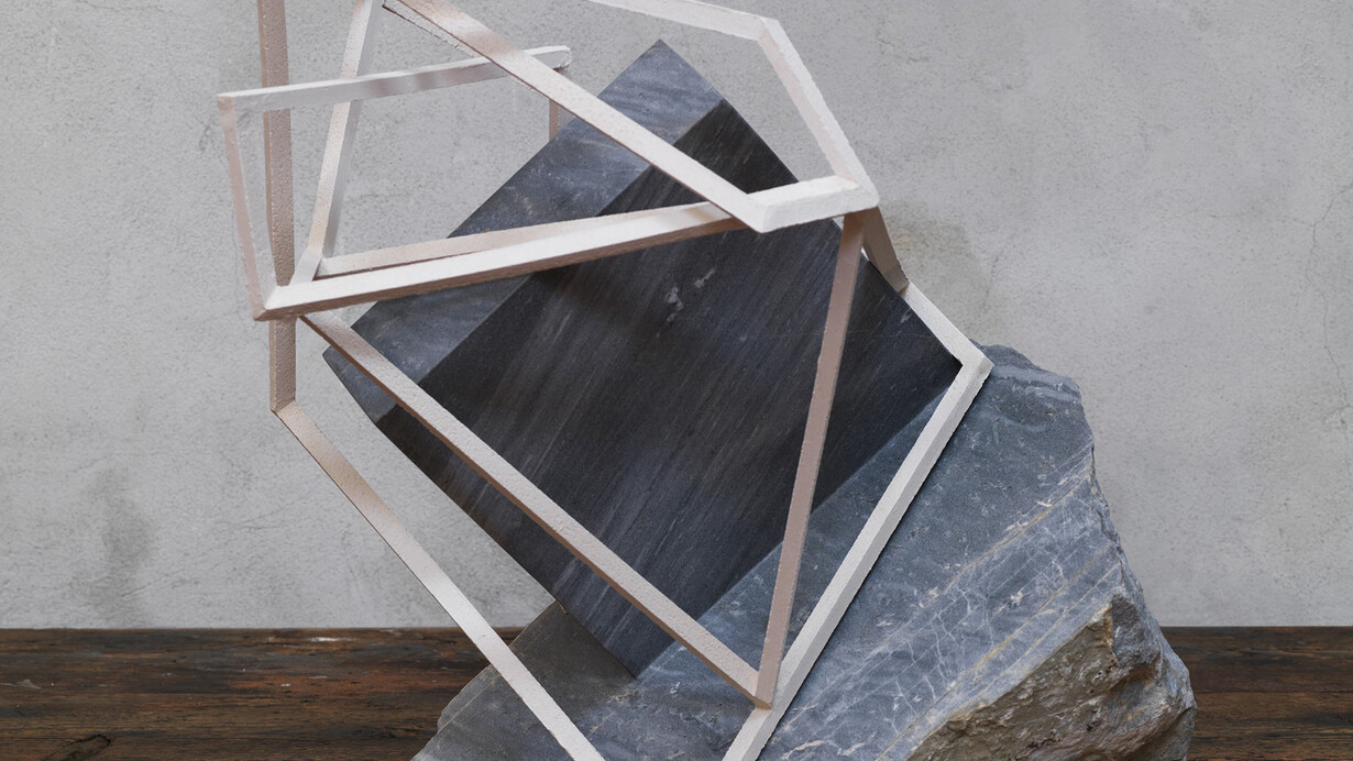 Mattia Bosco, Untitled, 2012, marmo e ceramica, 53 x 47 x 59 cm, foto di Antonio Maniscalco