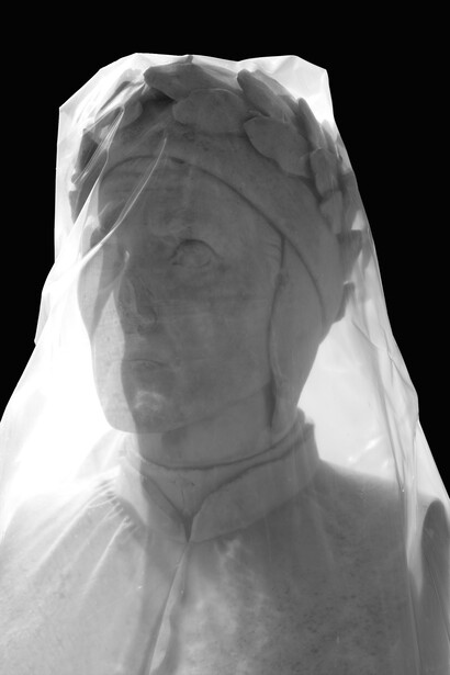 Leticia Bernaus (Argentina), vincitrice PHOTO IILA-X edizione Premio IILA-FOTOGRAFIA,
dalla serie “La vida secreta de las piedras”, 2018
