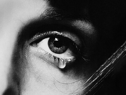 Raccontare le violenze subite vuol dire cominciare a metterle in chiaro nella propria mente, visualizzarle e quindi riviverle