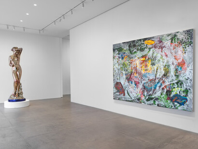 Jeff Koons, Porcelain series, exhibition view. Courtesy of Gagosian