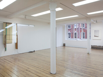 Pedro Cabrita Reis. From left: Undisclosed #1, 2008 and London Angles Suite #5, 2014, courtesy of the Artist and Sprovieri, London, Photograph by Sebastiano Pellion di Persano