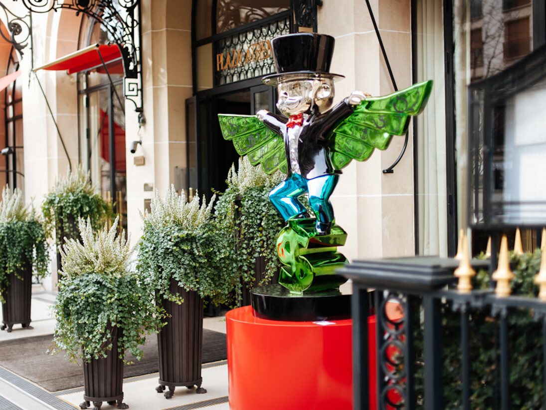 Alec Monopoly, Exhibition view. Courtesy of Eden Fine Art