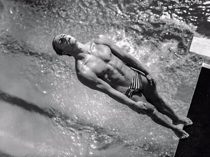 David Burnett, Platform Diving, Olympic previews, Fort Lauderdale. Courtesy of Brooklyn Museum