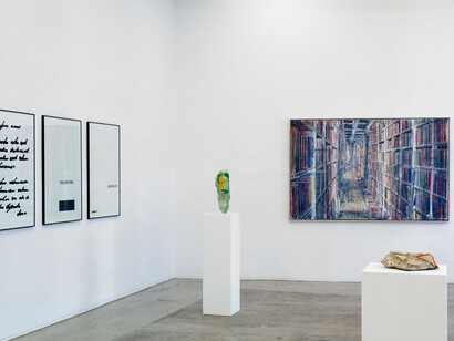 Ausstellungsansicht BOOKS + PAPERS II, Christine König Galerie, Wien 2019
© Foto: Philipp Friedrich

