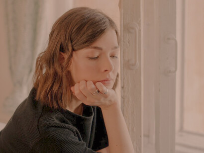 Joven deprimida: la cosificación sexual puede llegar a generar en preadolescentes, adolescentes y mujeres jóvenes, trastornos de ansiedad, depresión e incluso trastornos alimenticios muy problemáticos