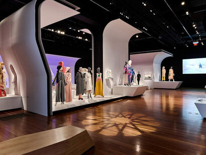 Contemporary Muslim Fashions. Courtesy of De Young Museum
