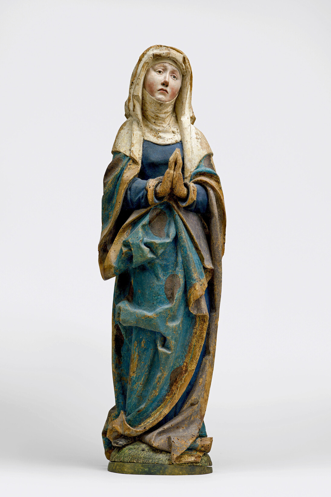 Vierge de Calvaire, Sud de la Souabe, vers 1520, Tilleul polychromé, H. 77 ; L. 23 ; P. 14 cm, Paris, musée de Cluny - musée national du Moyen Âge. (inv. Cl. 15397) © RMN-Grand Palais / Michel Urtado