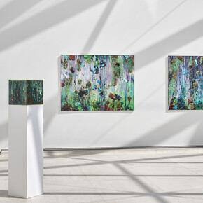 Agnieszka Kurant, Risk landscape, vue de l'exposition. Avec l'aimable autorisation du Mudam Luxembourg